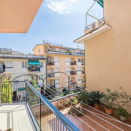 Joivy Pesto Apartment